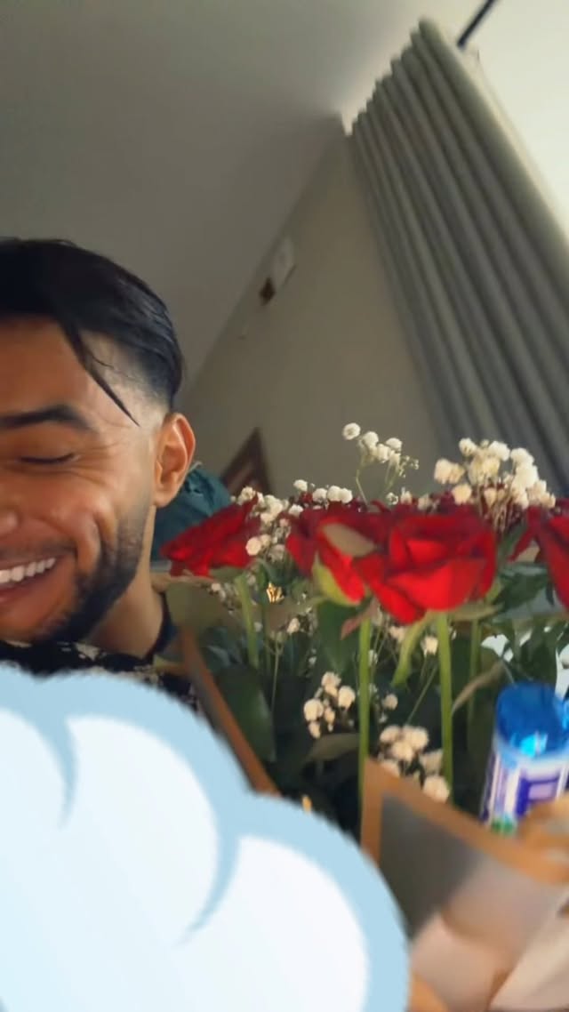 ألتقيت بالوالدة بعد سفرية طويلة ، أعلنت على شيء في آخر الفيديو 🥹🎁